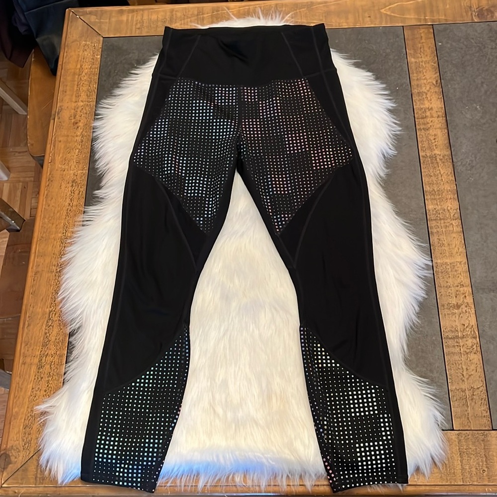 Athleta reflective leggings sz M